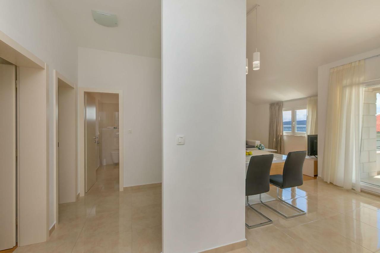 Apartments Villa Aquamarine Duće Exterior foto